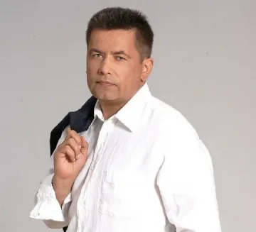 Солистът на "Любэ" празнува 60 с три концерта