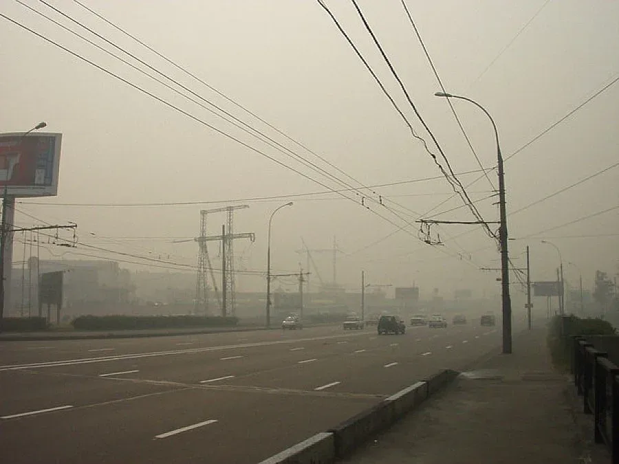 Министър Костова: Проблемът с мръсния въздух е национален