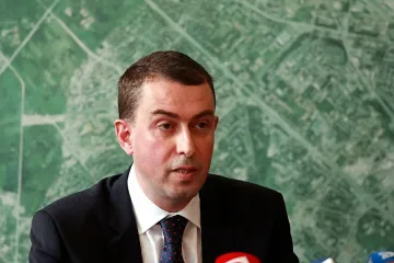 Актьорите не искали книги пред Народния