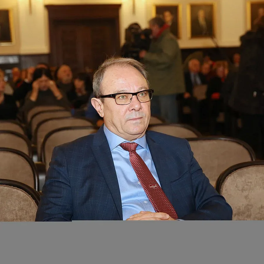 Фонд ще връща умове от чужбина