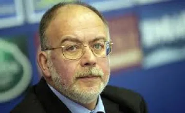 По-малко партийци в листите, повече електорат