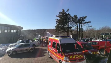 Дете се уби с шейна във Франция