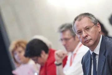 ЕНП и ГЕРБ нападат БСП и Нинова в пристъп на паника