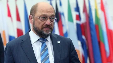 Повечето германци предпочитат Шулц за канцлер