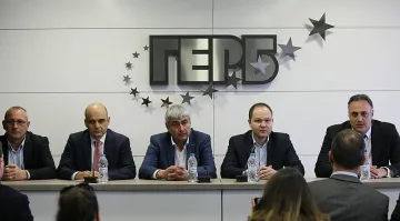 Уволнени губернатори скочиха на Герджиков