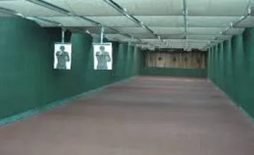 Самоубийство в стрелкови клуб