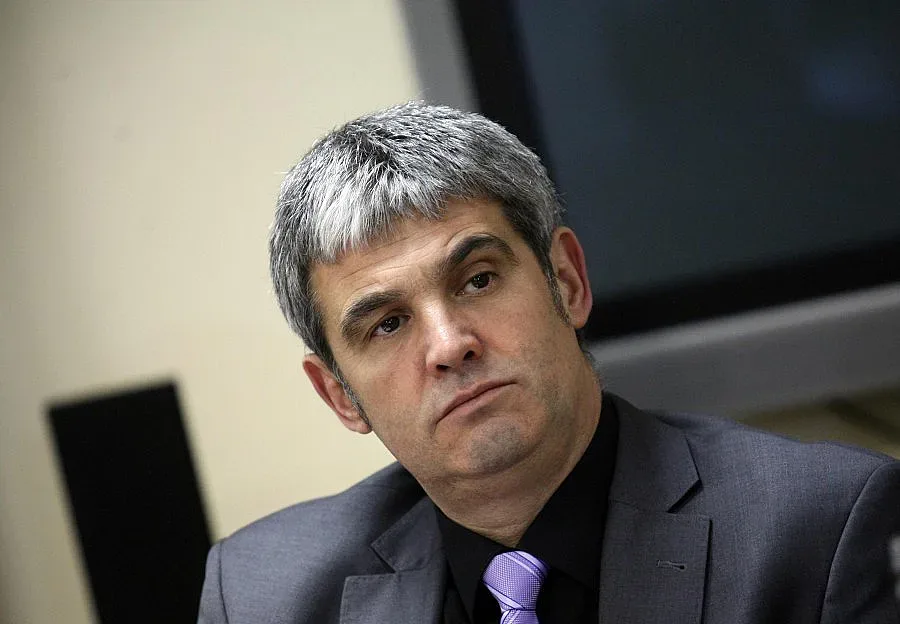 Средната заплата може и да е по-висока от 1500 лв.