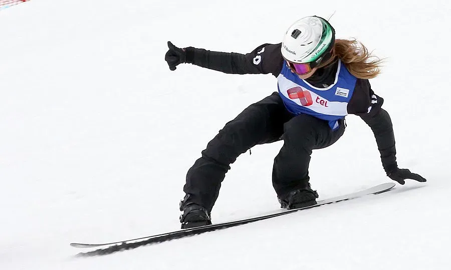 Сани Жекова четвърта на сноубордкрос във Фелдберг