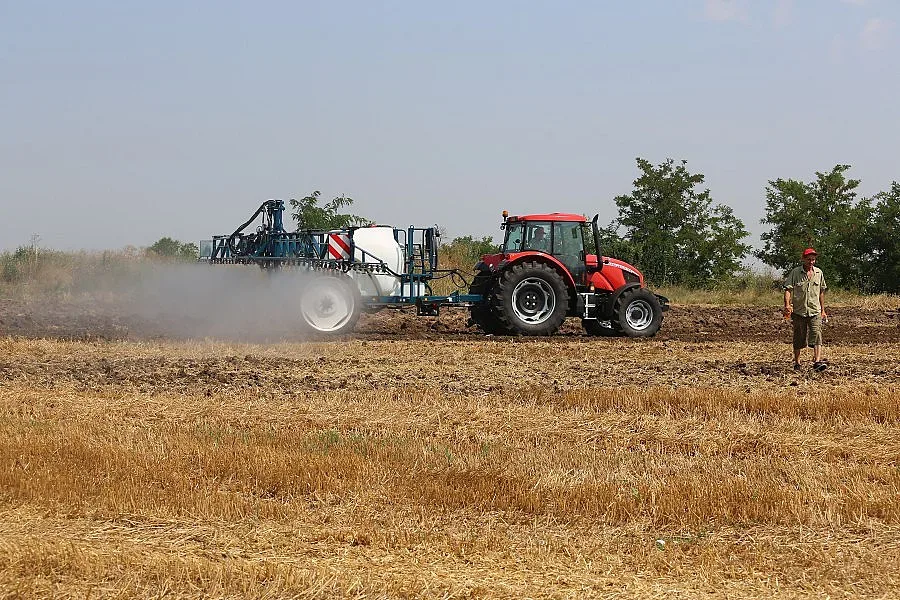 Швейцарци купуват "Агрикола България"