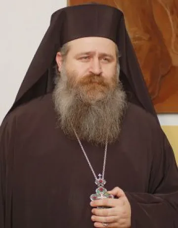 Дядо Сионий: Запечатаната ракия е колекцията на Троянския манастир от 1965 г.