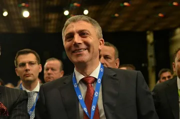 ДПС се регистрира за изборите с 6000 подписа