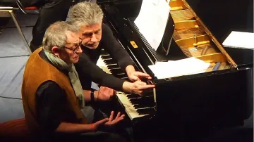 Свършиха билетите за министъра на културата