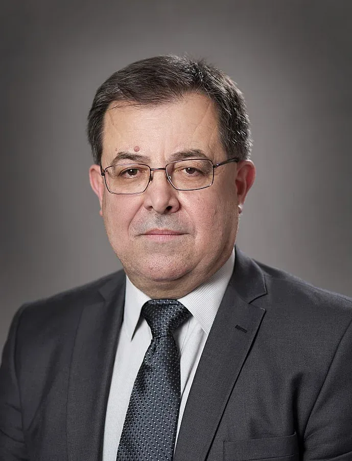 Проф. Бозуков проверява 90 жалби на общини