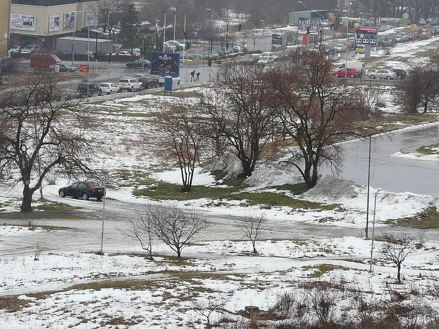 Дъждът спира следобед