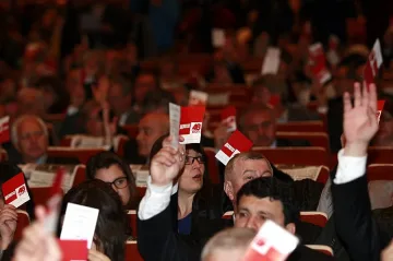 БСП решава за коалиции и промени в устава днес