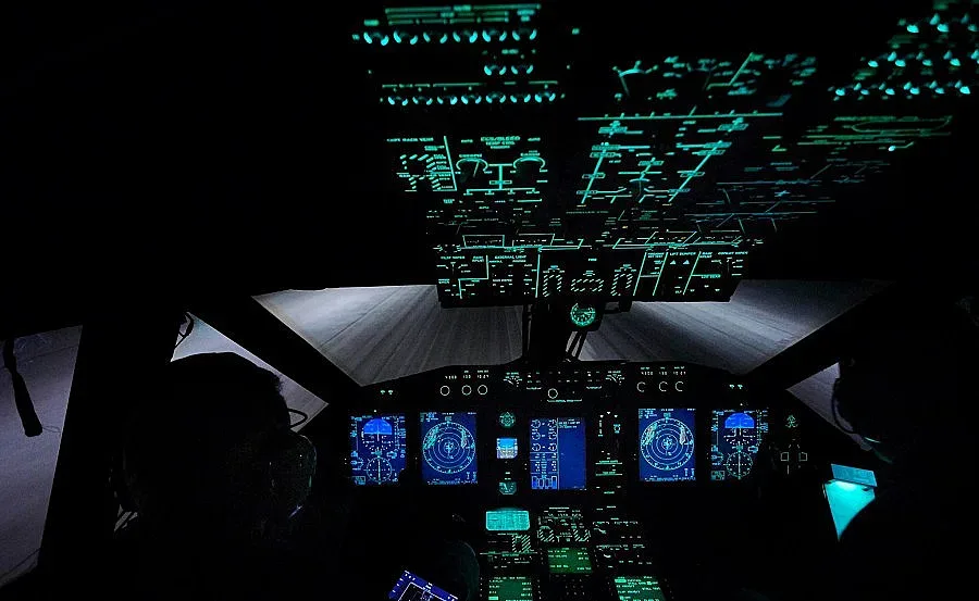 Радев се завърна в София