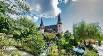 Българският Замък води в международна класация „Най-добри световни дестинации"