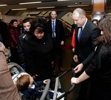 Радев се срещна с родните военни в Брюксел