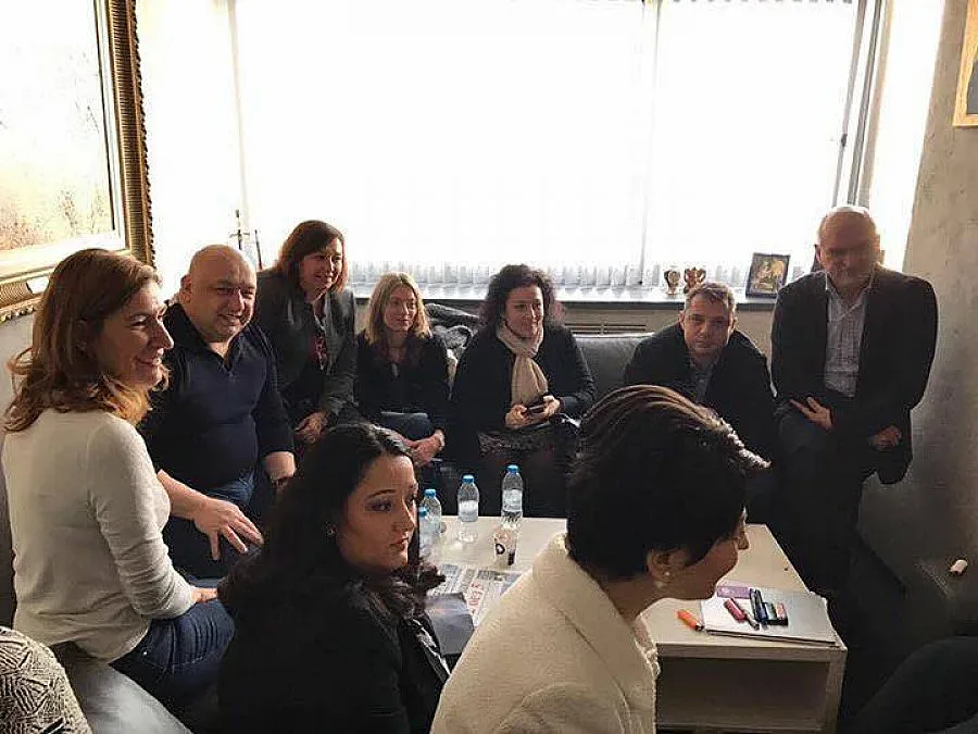 Борисов към ГЕРБ пред "Стандарт": Ще харчим толкова, колкото имаме! 