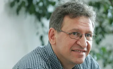 Пръстовият отпечатък си отива с Москов