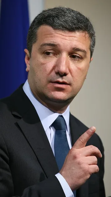 Не обществени поръчки,  а рамо за малкия бизнес