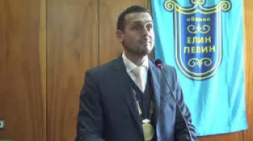 ОИК решава дали да отстрани кмета на Елин Пелин