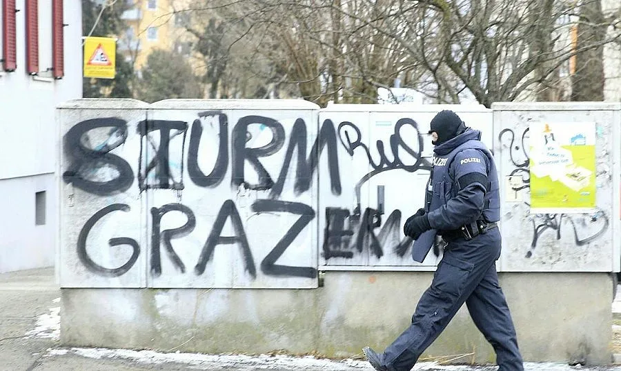 Три жени допълниха бройката на задържаните в Австрия