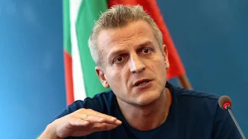 Москов: Държавата да покрие дълговете на болниците