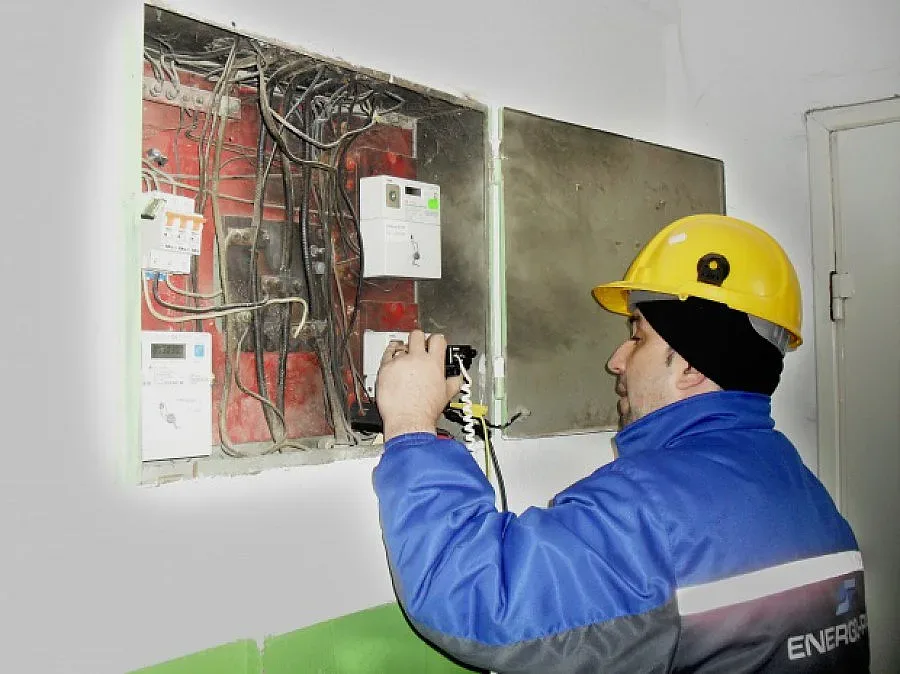 Не откриха грешки в сметките за ток