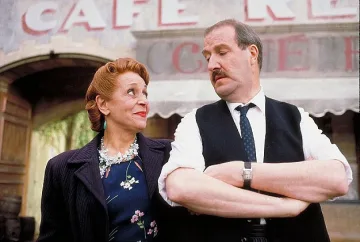 Почина Рене от "Ало, ало"