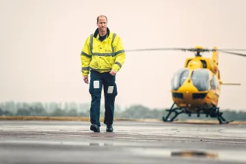 Принц Уилям спира да спасява хора