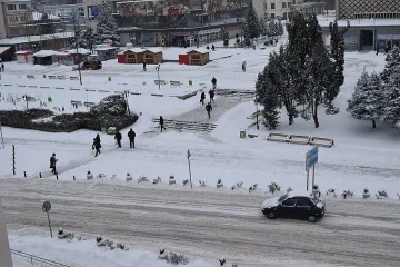 Спасиха овчар от измъзване
