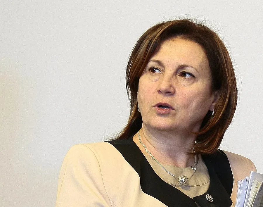 Бъчварова: Нека проявим толерантност към Радев