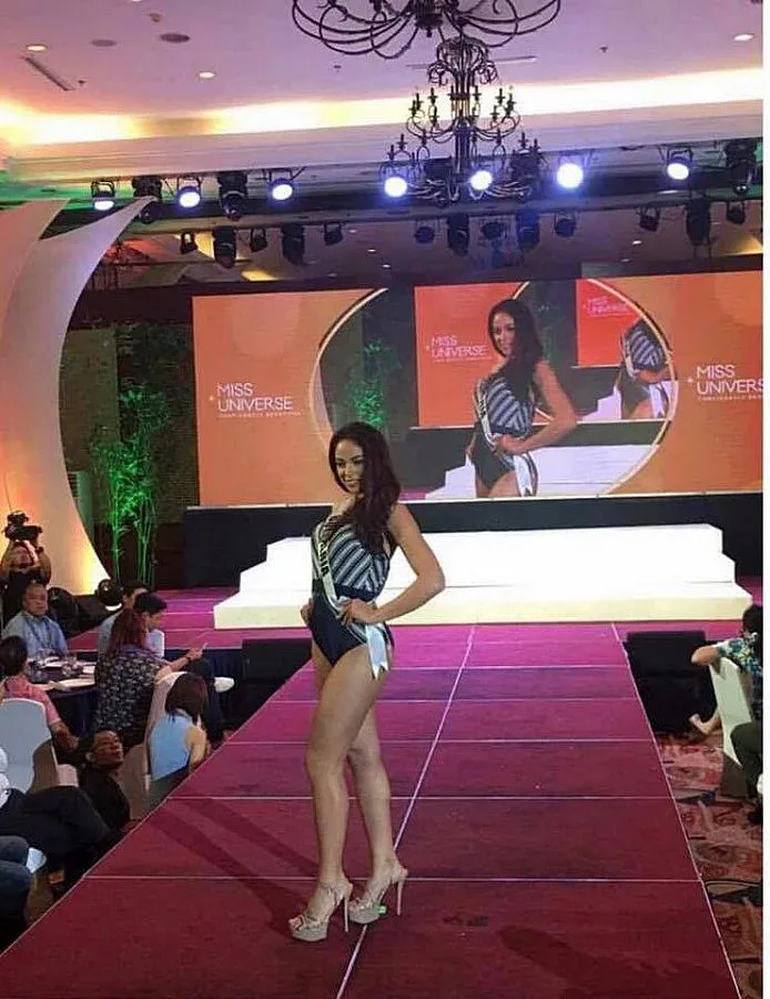 Истерия във Филипините по Виолина