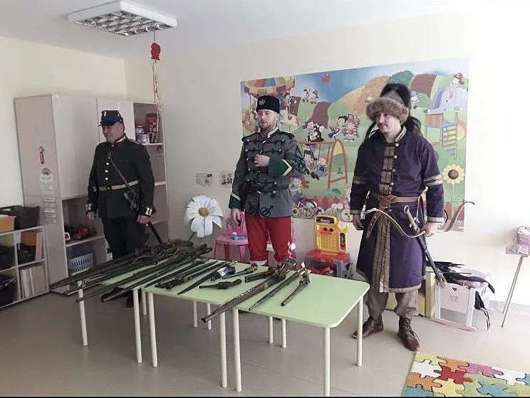 Уроци по родолюбие в градините на територията на Община Казанлък