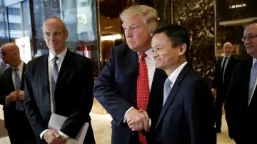 Китайският Бил Гейтс  започва с $60 000 назаем