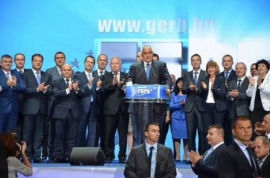 ГЕРБ пита актива си с кого да се коалира