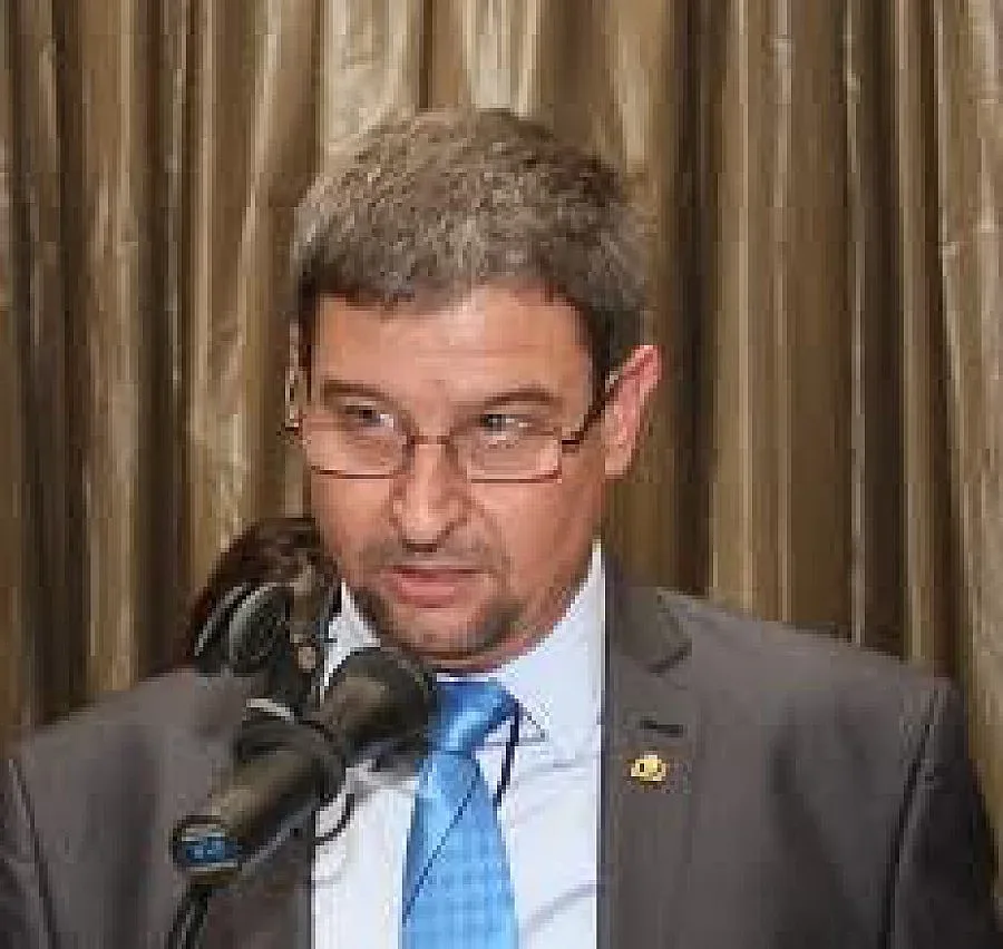 Столична община раздава