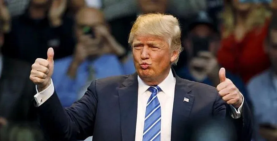 1600 гледат на живо клетвата на Тръмп 