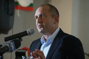 Почетен караул за Румен Радев на 22-ри януари