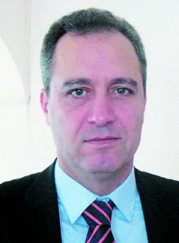 Европа да помогне на Асад, за да секне бежанският поток