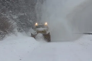 Автобус с пътници закъса на пътя Асеновград - Садово 