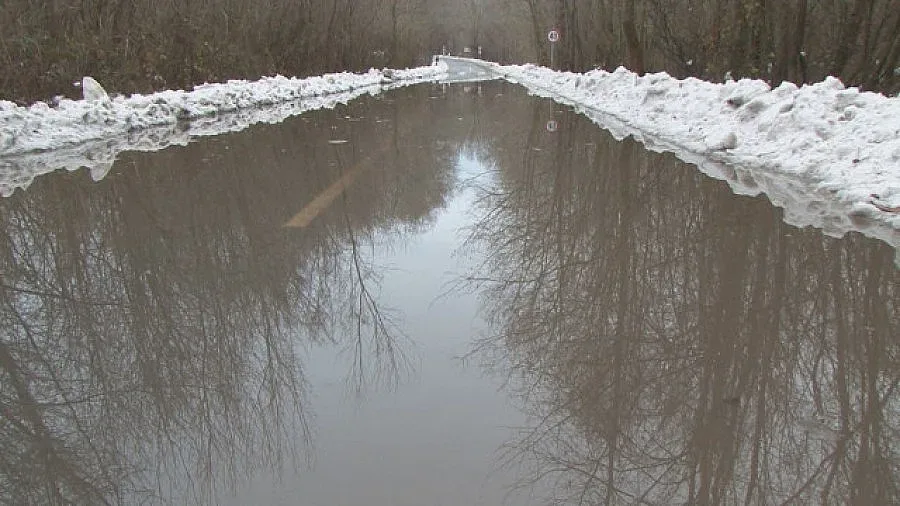 Велека преля и заля пътя за Царево