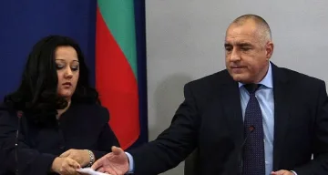 Борисов към Павлова: Информирайте Румен Радев за АПИ