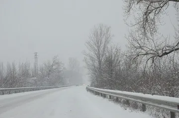 Настаниха в Айтос бедстващите на АМ "Тракия"