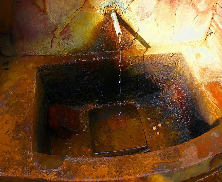 МОСВ предоставя за управление 9 находища на минерална вода