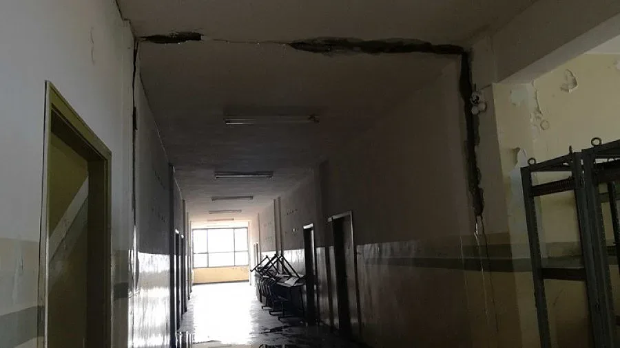 Наводниха школата на физика Теодосий Теодосиев