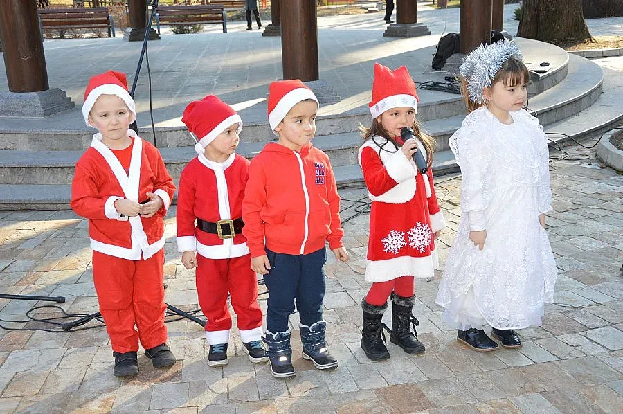 Деца дариха 250 лв. на връстниците си в Хитрино