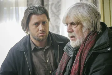 56 актьори и 1300 души масовка  в „Роза Дамасцена"