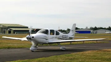 Летище „Русе" с лиценз за летателна площадка за малки самолети